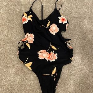 Billabong floral one piece swimsuit, size small